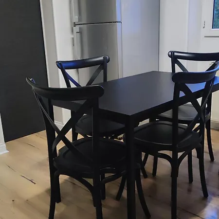 - Deux & Garage * 스트라스부르